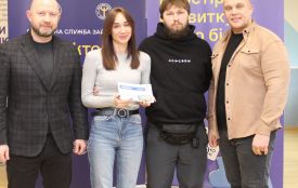 23 жителі Хмельниччини отримали кошти на відкриття бізнесу: деталі