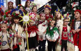 Хмельничан запрошують заколядували для військових на камеру