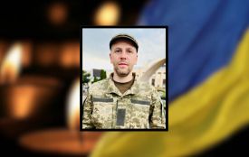 У Хмельницькому попрощаються з воїном Сергієм Бульбаном. Йому було 44...