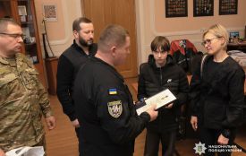 Рідним загиблих поліцейських з Хмельниччини вручили посмертні нагороди