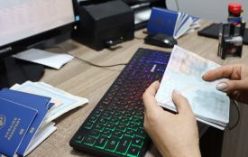 Жителька Хмельниччини перетинала кордон із чужим паспортом: деталі