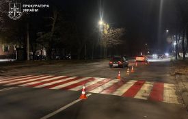 У Хмельницькому пʼяний водій збив підлітків на переході й утік. Буде суд