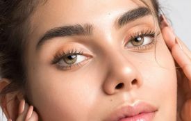 Який гель для брів обрати: прозорий чи з кольором? (новини компаній)