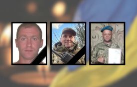 На щиті — військові з Хмельниччини: Олександр Біньковецький, Василь Міходуй, Сергій Нестерюк