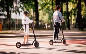 У Хмельницькому планують обмежити рух електросамокатів у парках