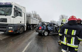 Біля Ярмолинців зіткнулися легковик і вантажівка: є двоє травмованих
