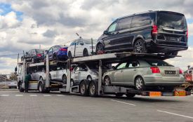 На Хмельниччині за рік завезли тисячі авто з-за кордону: що обирали найчастіше