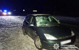 У Славуті автомобіль збив 22-річного пішохода: постраждалого ушпиталили