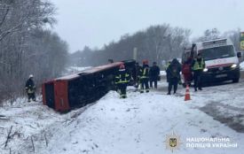 Біля Старокостянтинова перекинувся автобус