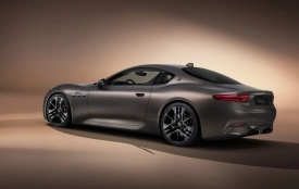 На Хмельниччині зʼявилось 12 елітних авто, які підпадають під податок на розкіш