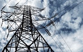 Чому в районах Хмельниччини різні графіки відключень: пояснення енергетиків