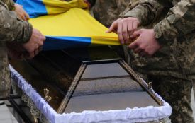 У Хмельницькому попрощаються з двома військовими: Олександром Слободяном та Віталієм Ващуком