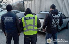 Викрили посадовця Хмельницького районного ТЦК, який брав хабарі за непризов