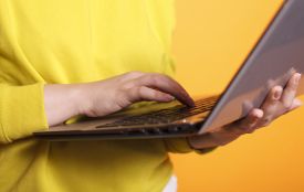 Вживаний ноутбук чи новий: що вигідніше обрати (новини компаній)