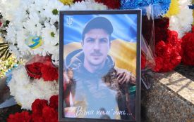 На Хмельниччині попрощались із 38-річним військовим Русланом Романичем