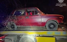 П’яний і без прав: у Кам’янці зупинили водія