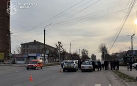 На Хмельниччині авто збило 11-річного хлопчика на «зебрі»: дитина у реанімації