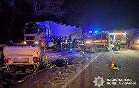 Мама загинула, діти в реанімації: деталі ДТП у Хмельницькому районі