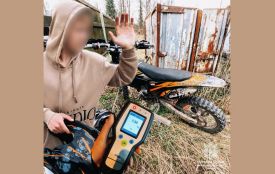 На Хмельниччині нетверезий мотоцикліст без прав тікав від поліції: чим все закінчилося