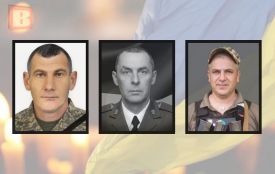 Загинули троє воїнів з Хмельниччини: Віталій Лебідь, Василь Сенчишен та Сергій Черніховський