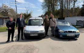 На Хмельниччині два авто з кримінальних справ передали військовим