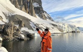 Полярник з Хмельниччини святкує день народження в Антарктиці: його історія
