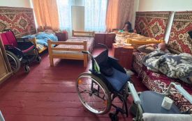 Протерміновані ліки і погані умови: на Хмельниччині перевірили заклад для літніх людей