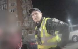 У Хмельницькому п’яна водійка влаштувала скандал із поліцією та намагалася втекти (ВІДЕО)