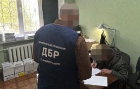 На Хмельниччині військовий катував колишню дівчину: ДБР повідомило про підозру