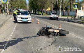 ДТП у Хмельницькому: травмувався 34-річний мотоцикліст