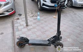У Хмельницькому загинув 11-річний хлопчик після падіння з електросамоката