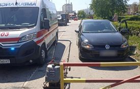 На Хмельниччині водій авто збив працівницю дорожніх робіт
