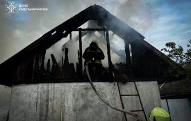 Рятувальники загасили п’ять пожеж на Хмельниччині