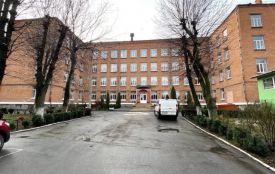 У Хмельницькому готують кадрові зміни в десятках шкіл та садочків: що відомо