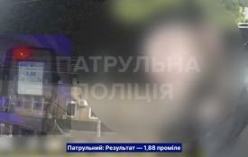 У Хмельницькому водій Audi попався пʼяним патрульним у комендантську