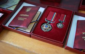 На Хмельниччині вручили держнагороди медикам, освітянам та енергетикам (ІМЕНА)