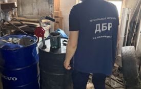 На Хмельниччині військовий продавав дизпаливо з частини — ДБР