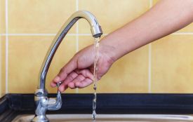У двох мікрорайонах Хмельницького вимкнули воду через аварію