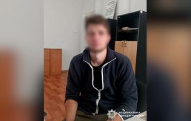 Тяжко побив матір: на Хмельниччині судитимуть чоловіка