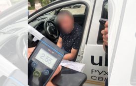 У Кам’янці п’яний водій зіштовхнувся з маршруткою: деталі