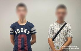 Двом чоловікам з Хмельниччини оголосили підозру у груповому ґвалтуванні