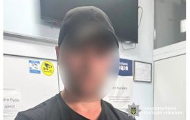 Водія колонії на Хмельниччині судитимуть через наркотики для засуджених