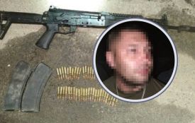 Стрілянина біля ТЦК на Хмельниччині: затримали чоловіка з автоматом