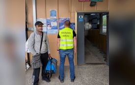 З Хмельниччини примусово видворили громадянина Таджикистану