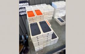На кордоні викрили хмельничанку з iPhone та AirPods на 17 мільйонів