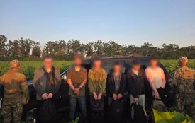 Шістьох чоловіків, серед яких хмельничанин, затримали дорогою до Молдови