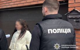 Хмельничанка  за 16 тисяч доларів незаконно переправляла чоловіків за кордон