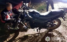 16-річний мотоцикліст збив 19-річну хмельничанку