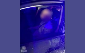 Патрульні розшукали чоловіка, який влаштував бійку у закладі Хмельницького