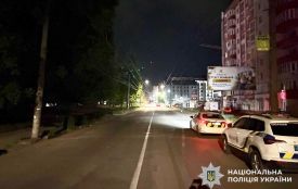 У Хмельницькому електросамокат збив 77-річну жінку: пенсіонерка у лікарні